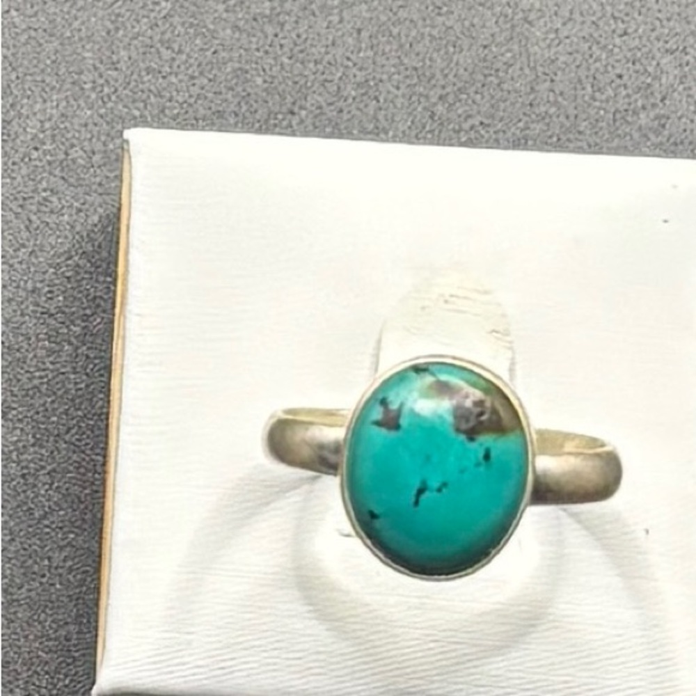 Sterling Silver Ring with a turquoise Gemstone